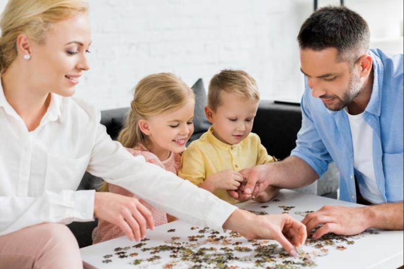 family solbing wooden jigsaw puzzle